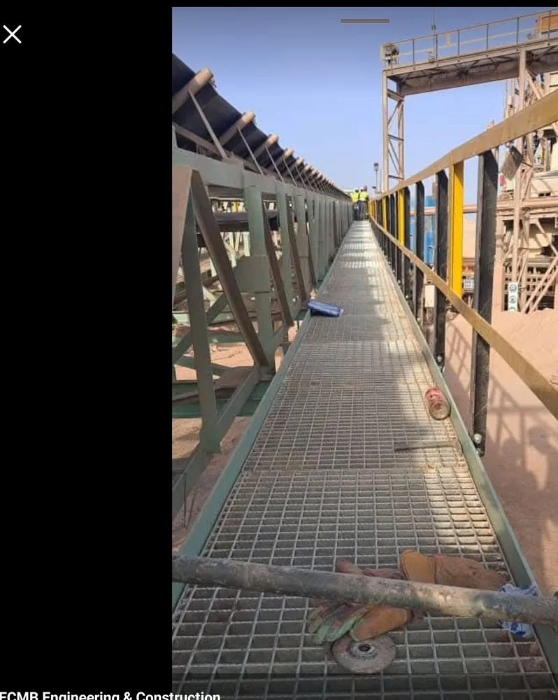 Convoyeur et passerelle ECMB